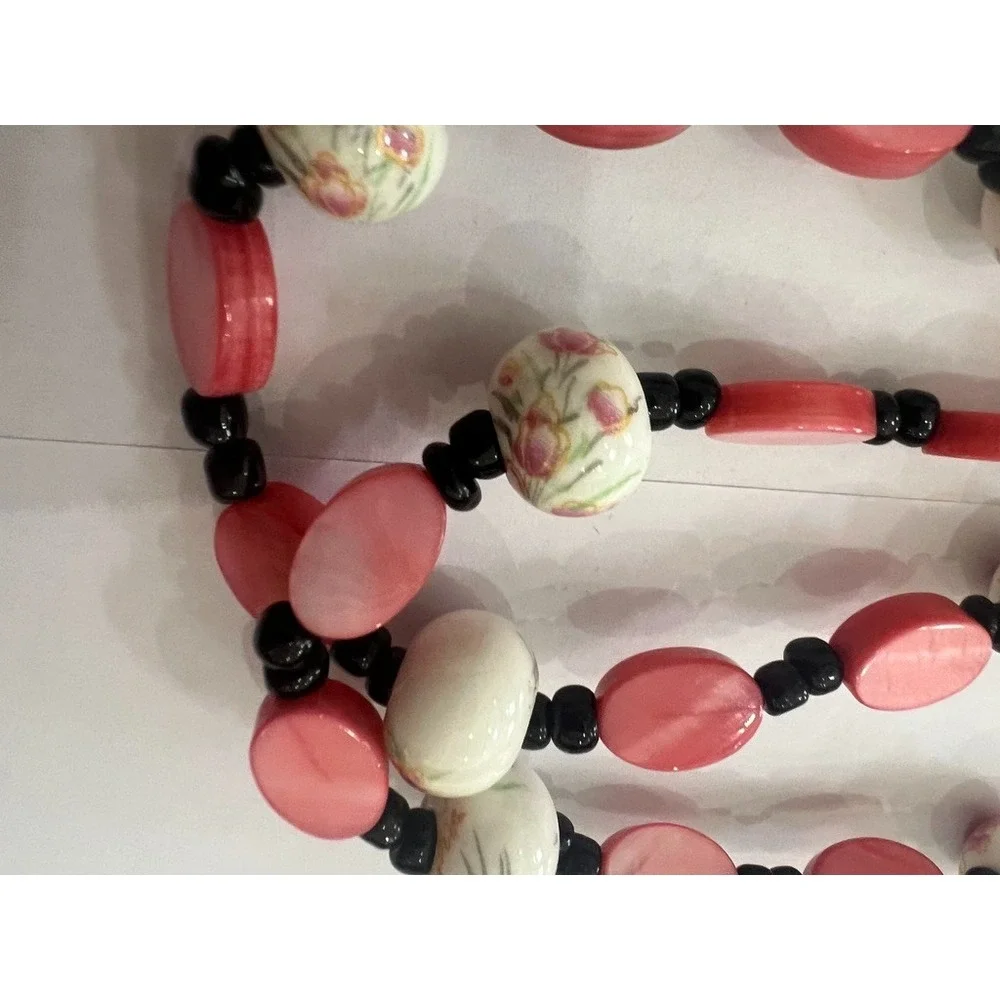 Vintage Floral Ceramic Bead Necklace & Earrings Set Pink Roses Black 28